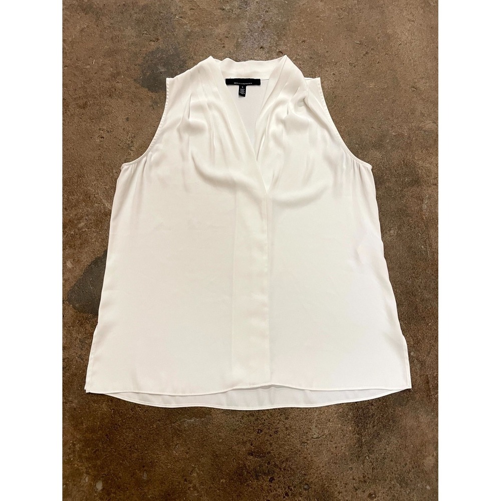 White House Black Market Silk Blouse Top Women S White Pleated V Neck Sleeveless